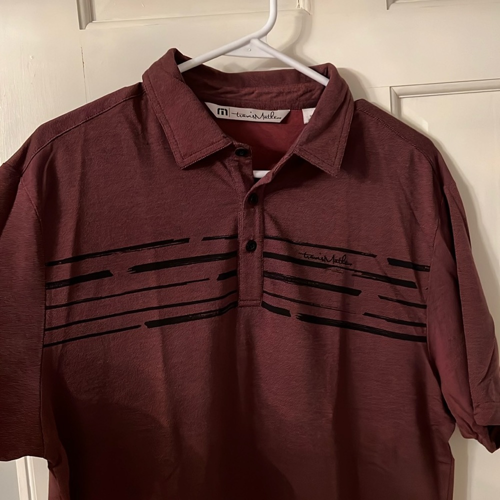 Like New - Travis Mathew Men’s Polo shirt - size M